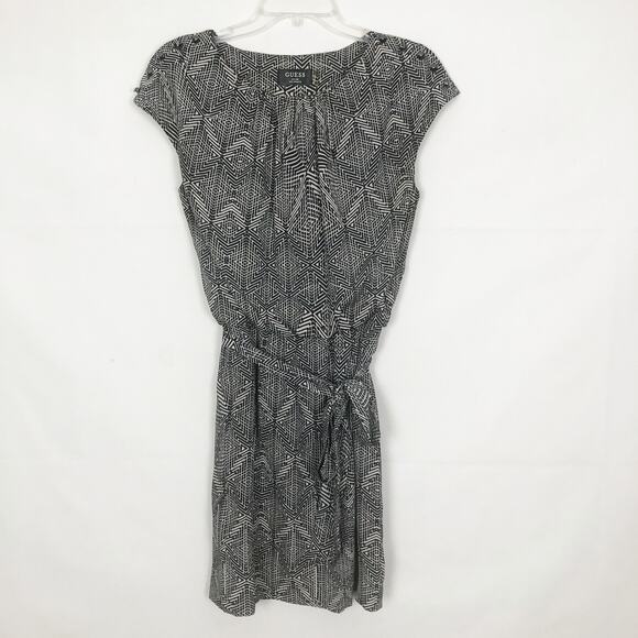 Guess Chiffon Tie-Waist Cap Sleeve Pleated Dress Size 4 - Picture 1 of 12